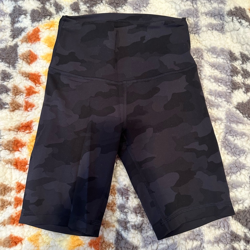 Lulu lemon align 8” black camo biker shorts